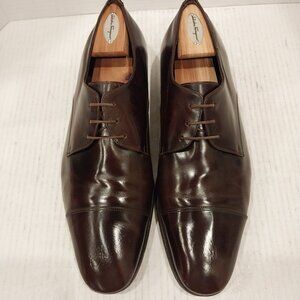 SALVATORE FERRAGAMO men's size 11 2E brown Derby.